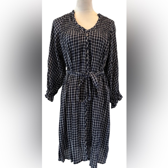 NWT Anthropologie Maeve Navy and White Sara Smocked Shirtdress - Picture 5 of 8
